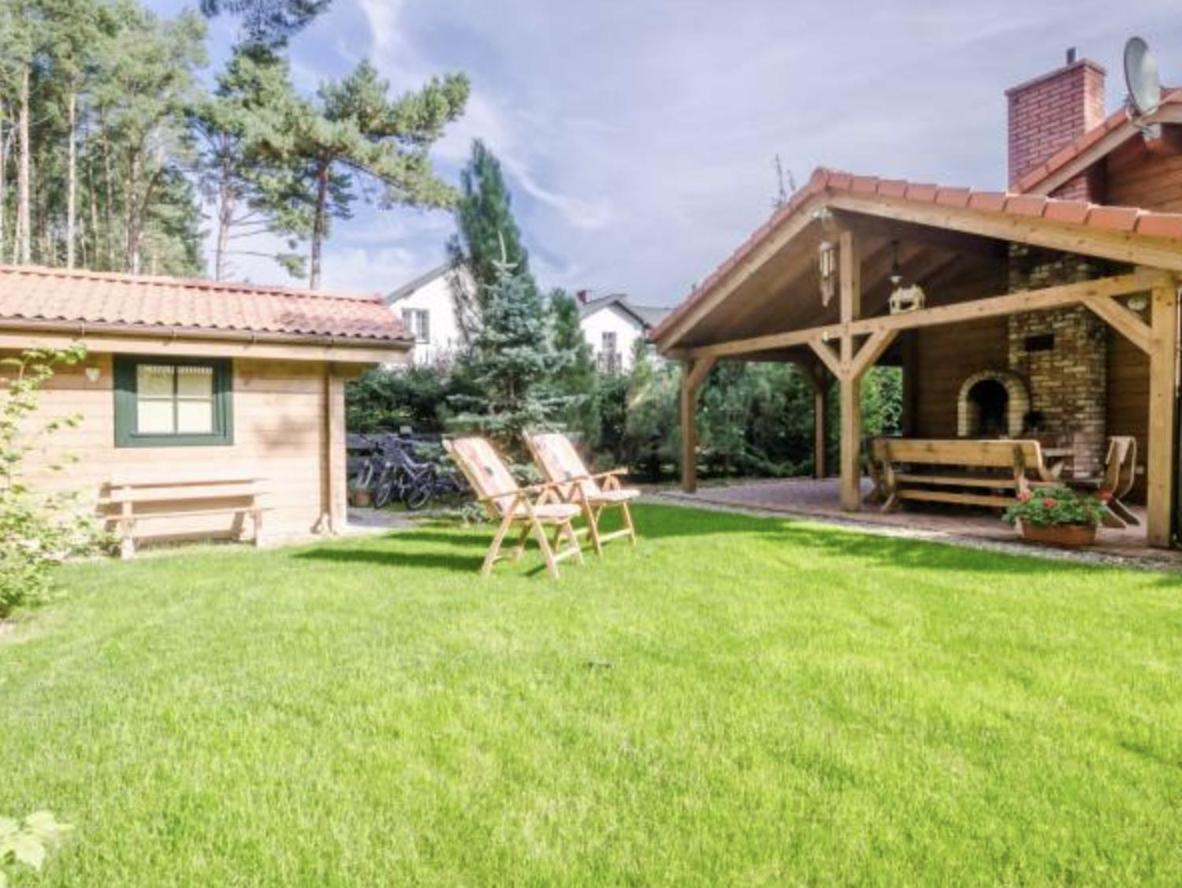Klimatyczny Domek Z Drewna Nad Morzem Debina  Exterior photo